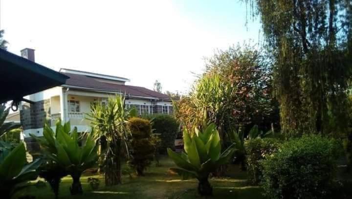 Homebase Gardens Kiamunyi Nakuru Exterior photo